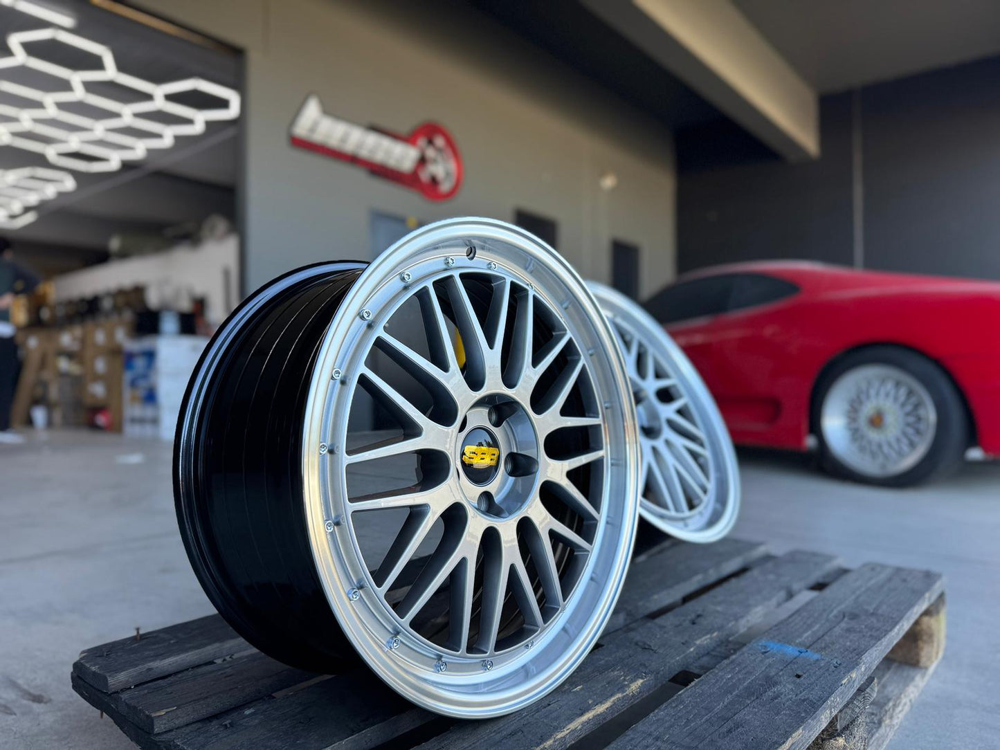 BB5 LM Style Wheels