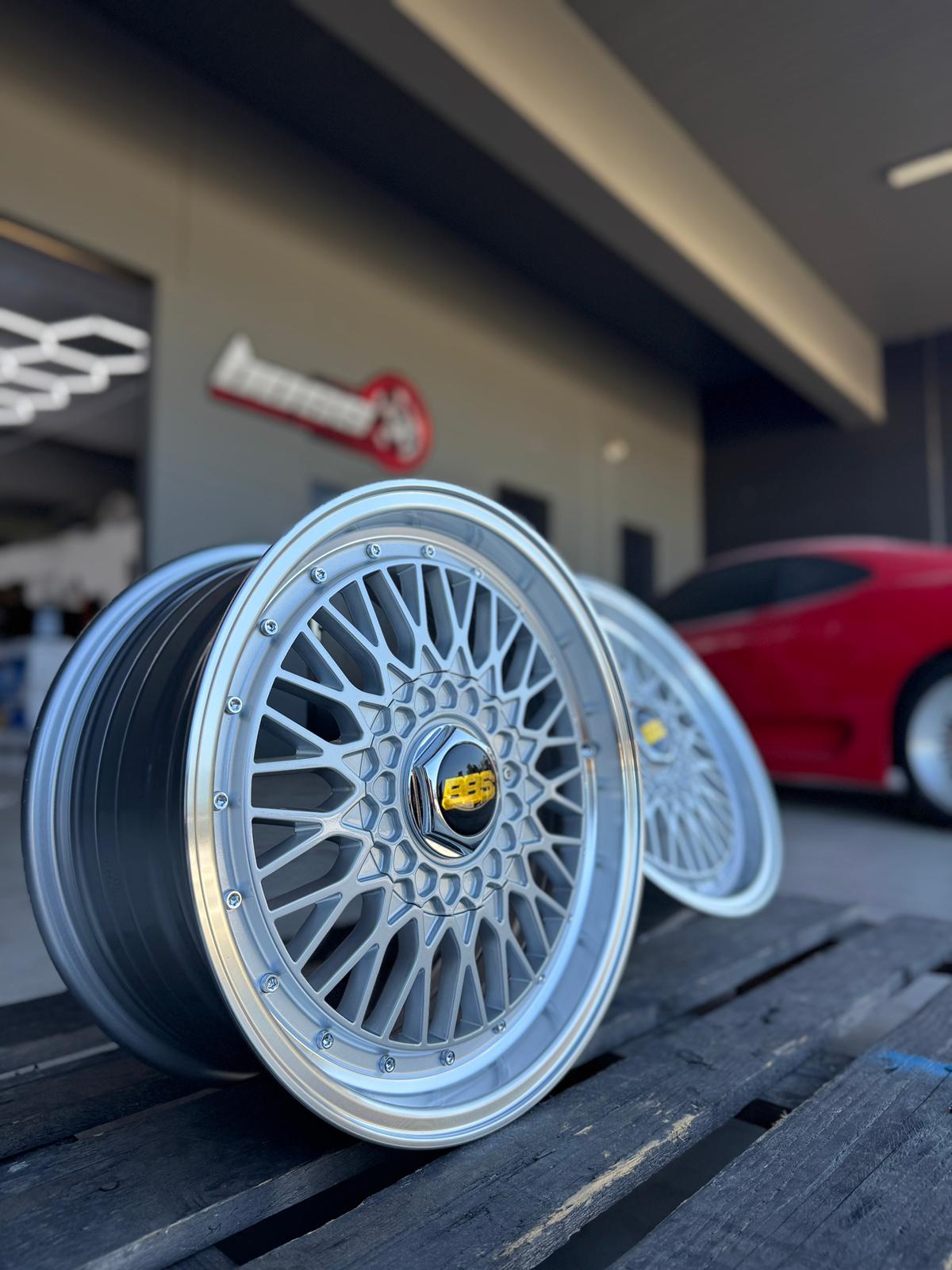 BB5 RS Style Wheels