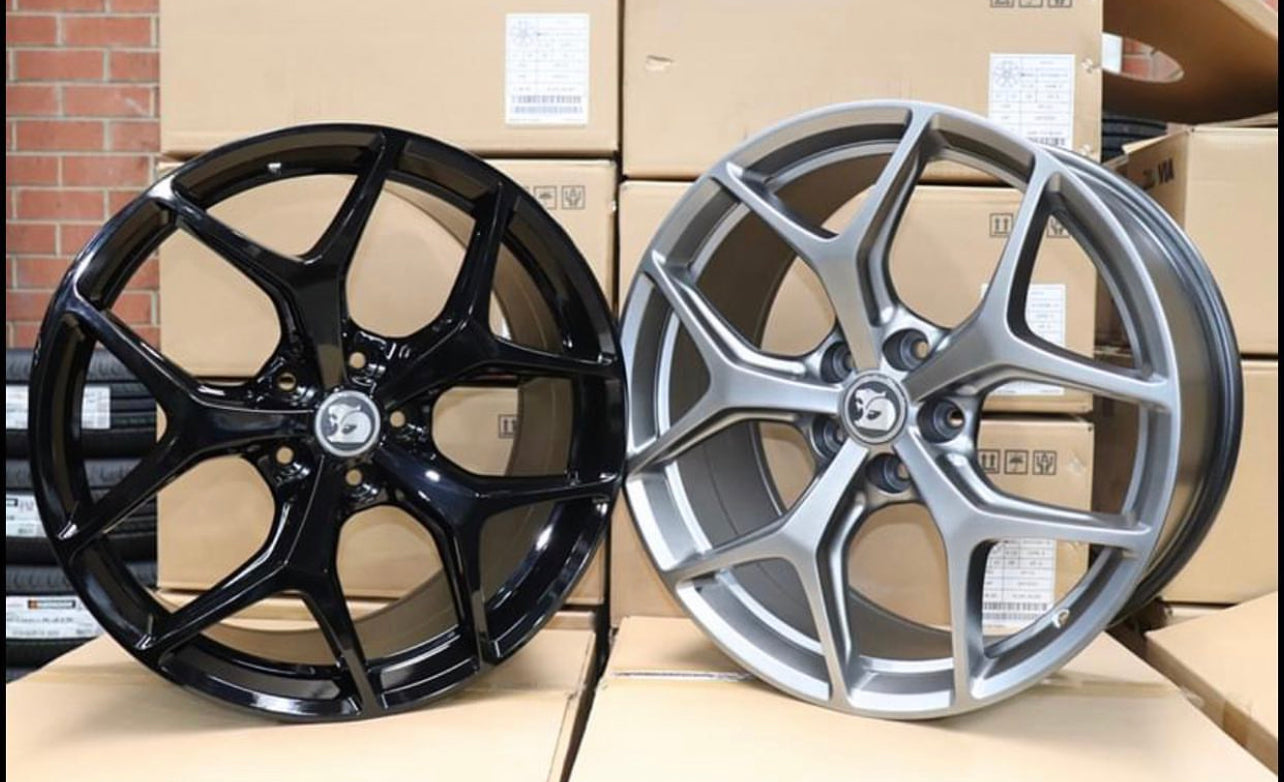 22inch HSV GTSR – Boss Motorsport Wheels & Tyres
